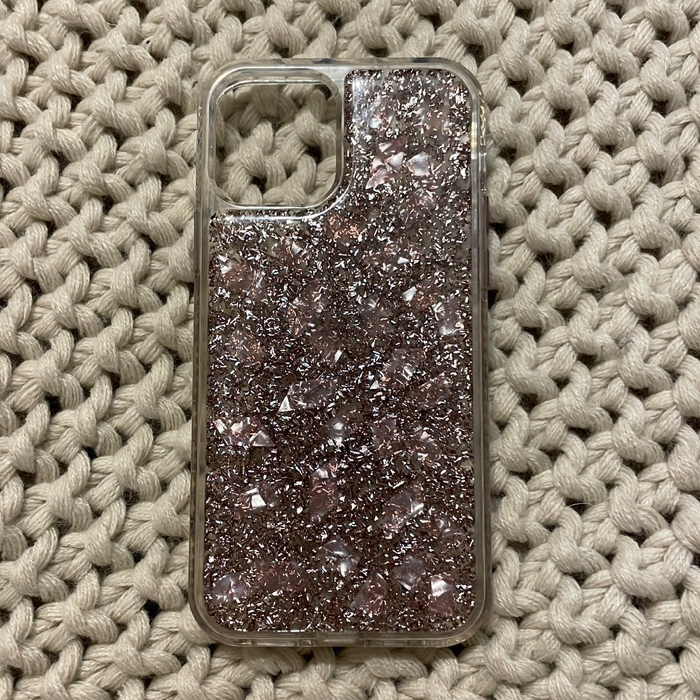 phone 12 pro phone case! very protective and cute!!!
